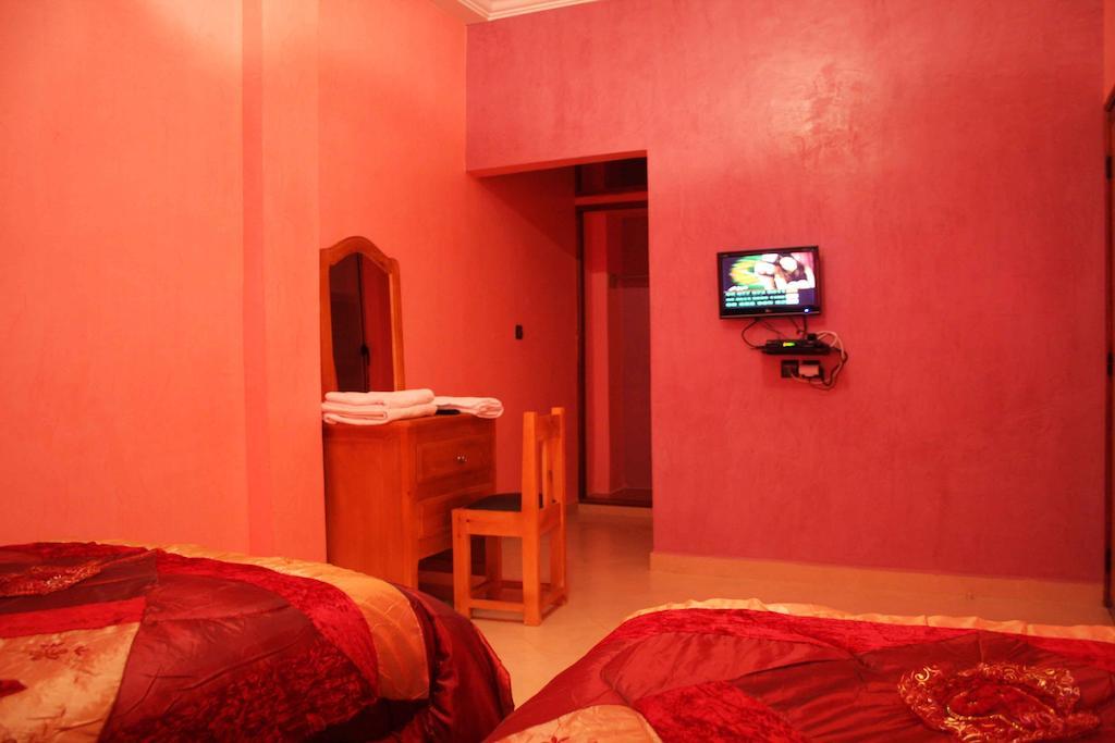 Hotel Amsterdam 瓦尔扎扎特 客房 照片